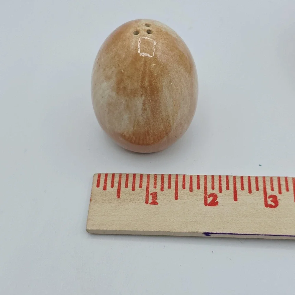 Beige Ceramic Egg Salt & Pepper Shakers Set Of 2 Small Marbled‎ Modern Kitchen